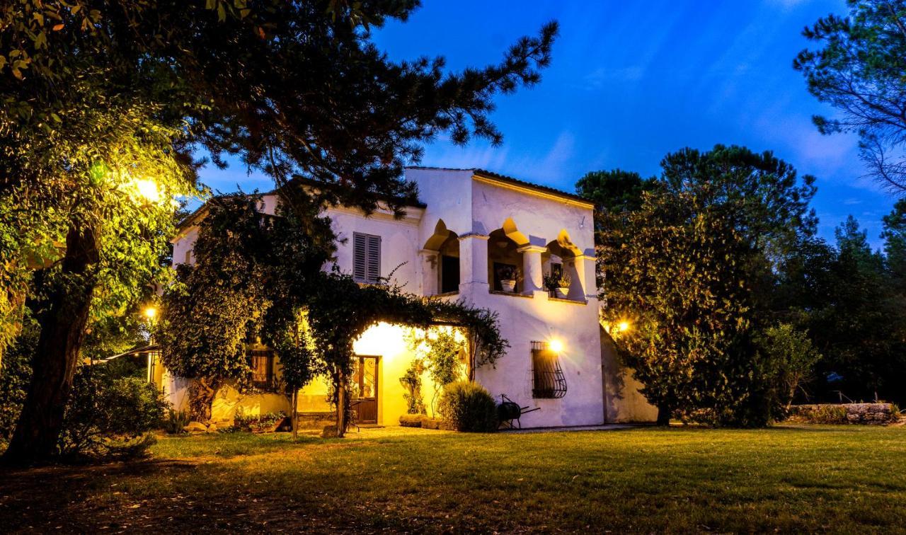 Agriturismo "Borgo Madonna Degli Angeli" - Charming Cottages In The Gardens ! Tocco da Casauria Екстериор снимка