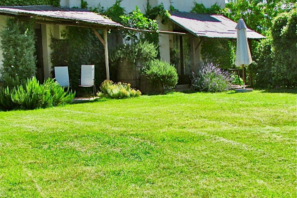 Agriturismo "Borgo Madonna Degli Angeli" - Charming Cottages In The Gardens ! Tocco da Casauria Екстериор снимка