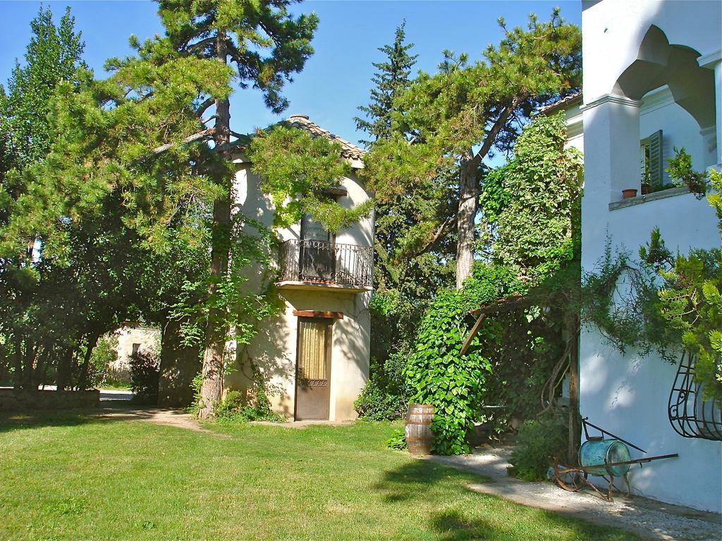 Agriturismo "Borgo Madonna Degli Angeli" - Charming Cottages In The Gardens ! Tocco da Casauria Екстериор снимка