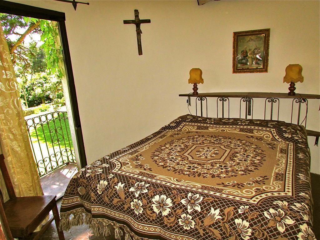 Agriturismo "Borgo Madonna Degli Angeli" - Charming Cottages In The Gardens ! Tocco da Casauria Екстериор снимка
