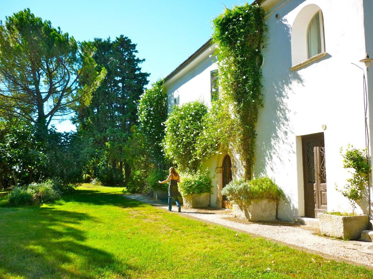Agriturismo "Borgo Madonna Degli Angeli" - Charming Cottages In The Gardens ! Tocco da Casauria Екстериор снимка