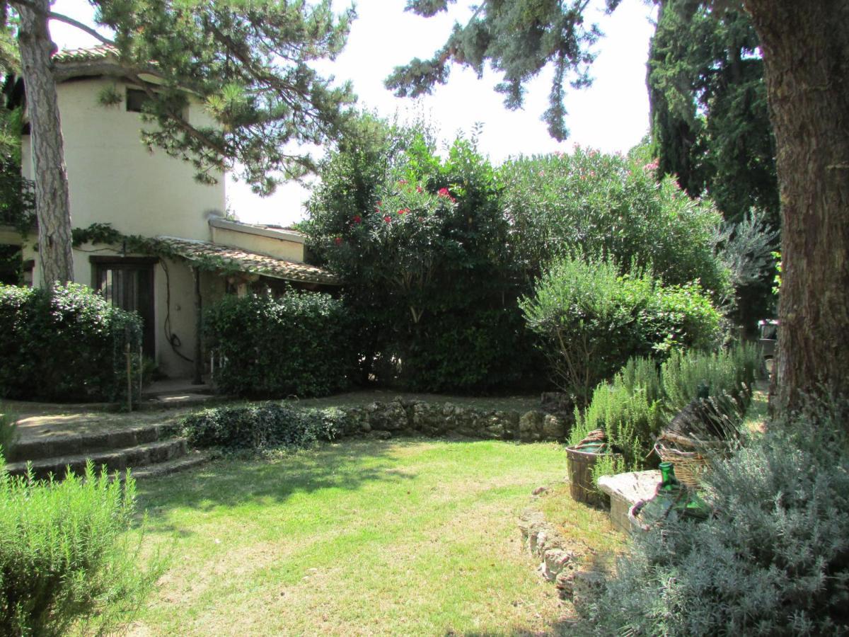 Agriturismo "Borgo Madonna Degli Angeli" - Charming Cottages In The Gardens ! Tocco da Casauria Екстериор снимка